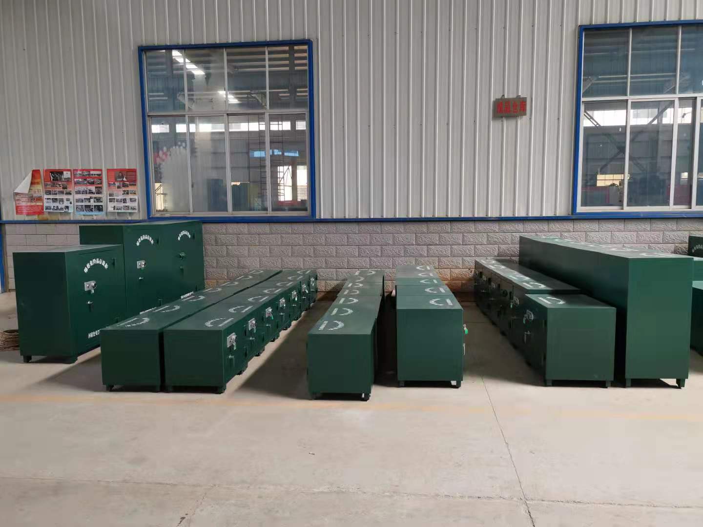 雷管箱、炸药柜