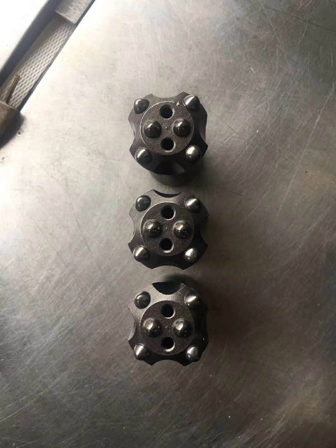 潜孔钻机使用前容易忽略的三点